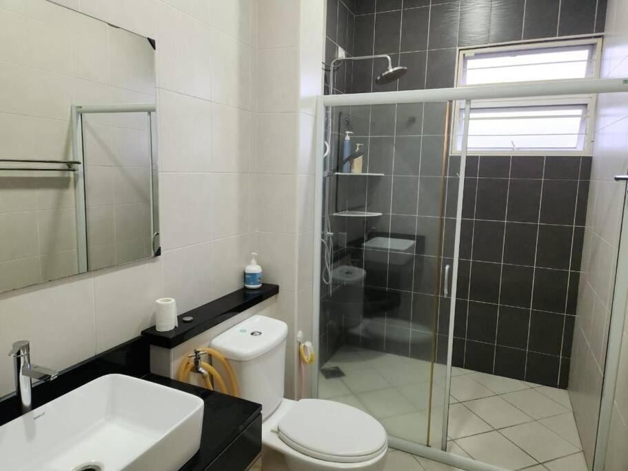 Rumah percutian Botani Bauhaus 17pax/4br/mahjong/tv Box