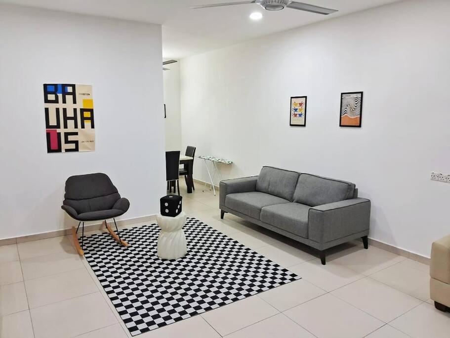 Botani Bauhaus 17pax/4br/mahjong/tv Box Ipoh