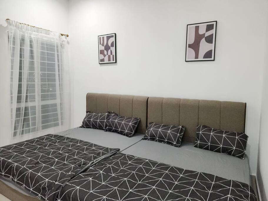 Rumah percutian Botani Bauhaus 17pax/4br/mahjong/tv Box *