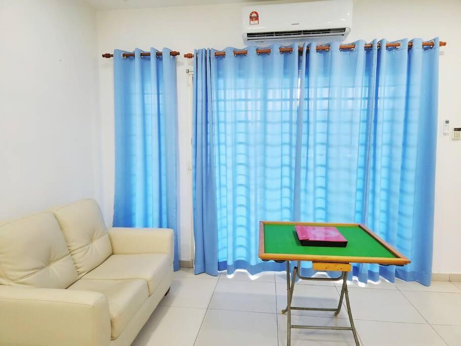 Botani Bauhaus 17pax/4br/mahjong/tv Box Rumah percutian *