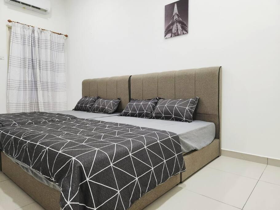 Botani Bauhaus 17pax/4br/mahjong/tv Box * Ipoh