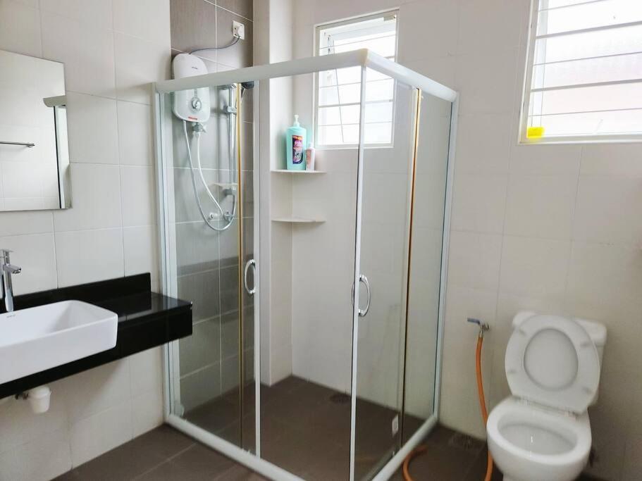 Rumah percutian Botani Bauhaus 17pax/4br/mahjong/tv Box *